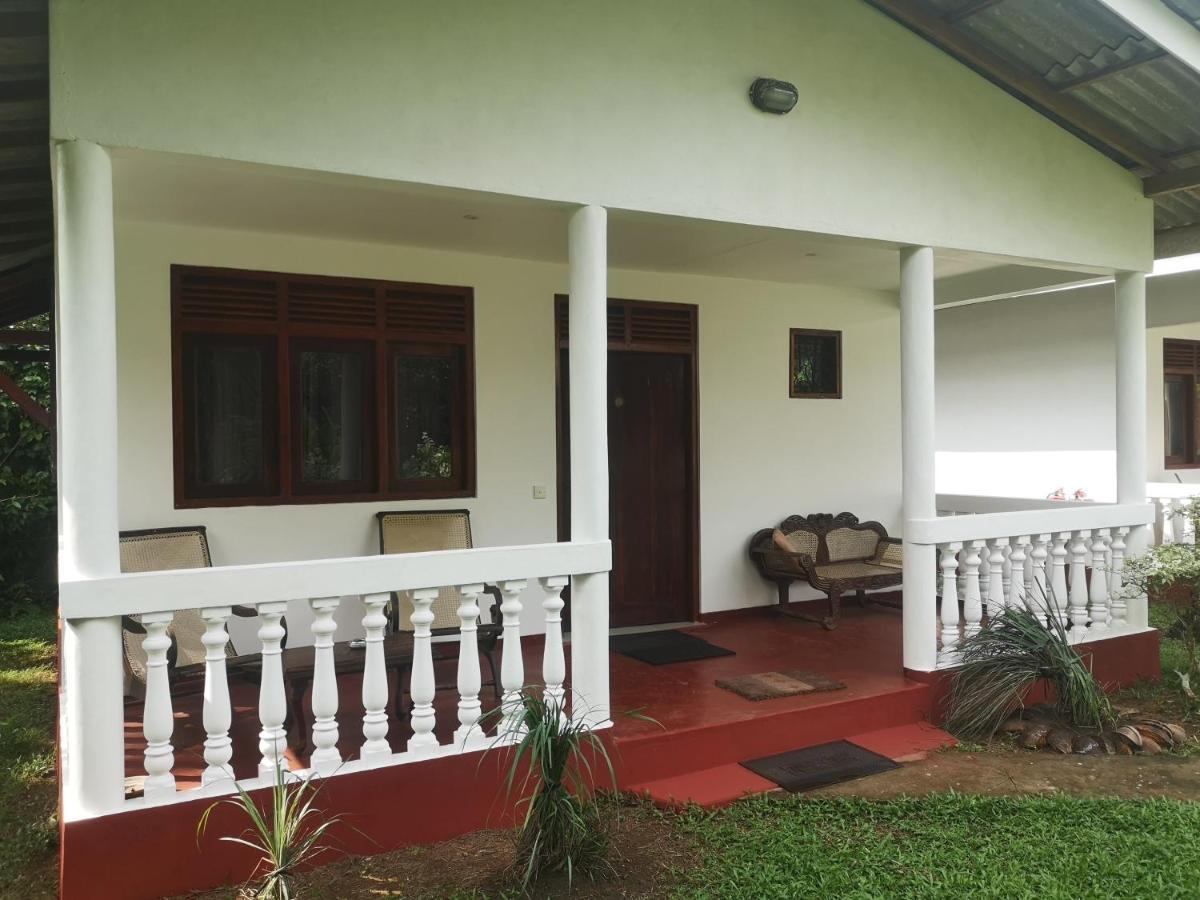 Vidisa Hotel Hikkaduwa Exterior photo